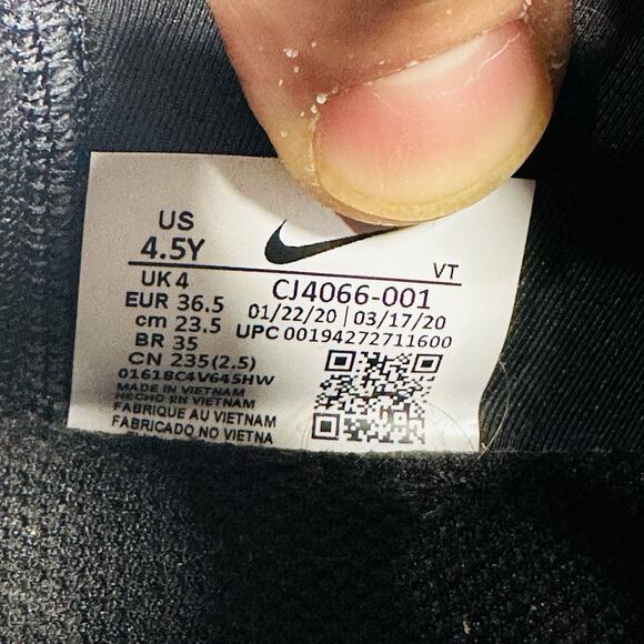 Size 4.5 (GS) - Nike Air Max 2090 Low Black Wolf Grey - CJ4066-001 (Women’s 6) - Picture 6 of 6